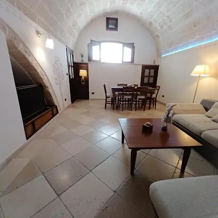 Apartment La Piccola Maison Mola di Bari